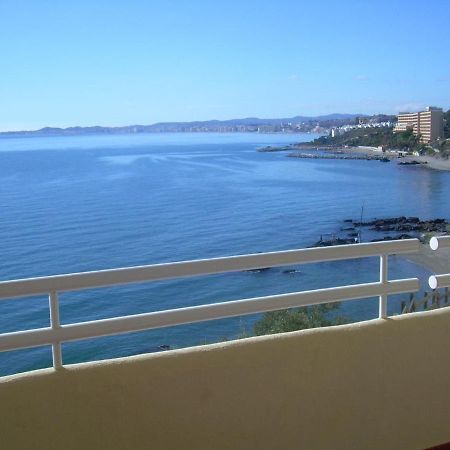 Holidays2Benalmadena Torrequebrada Sea View Front Beach With Pool Parking & Terraces Dış mekan fotoğraf