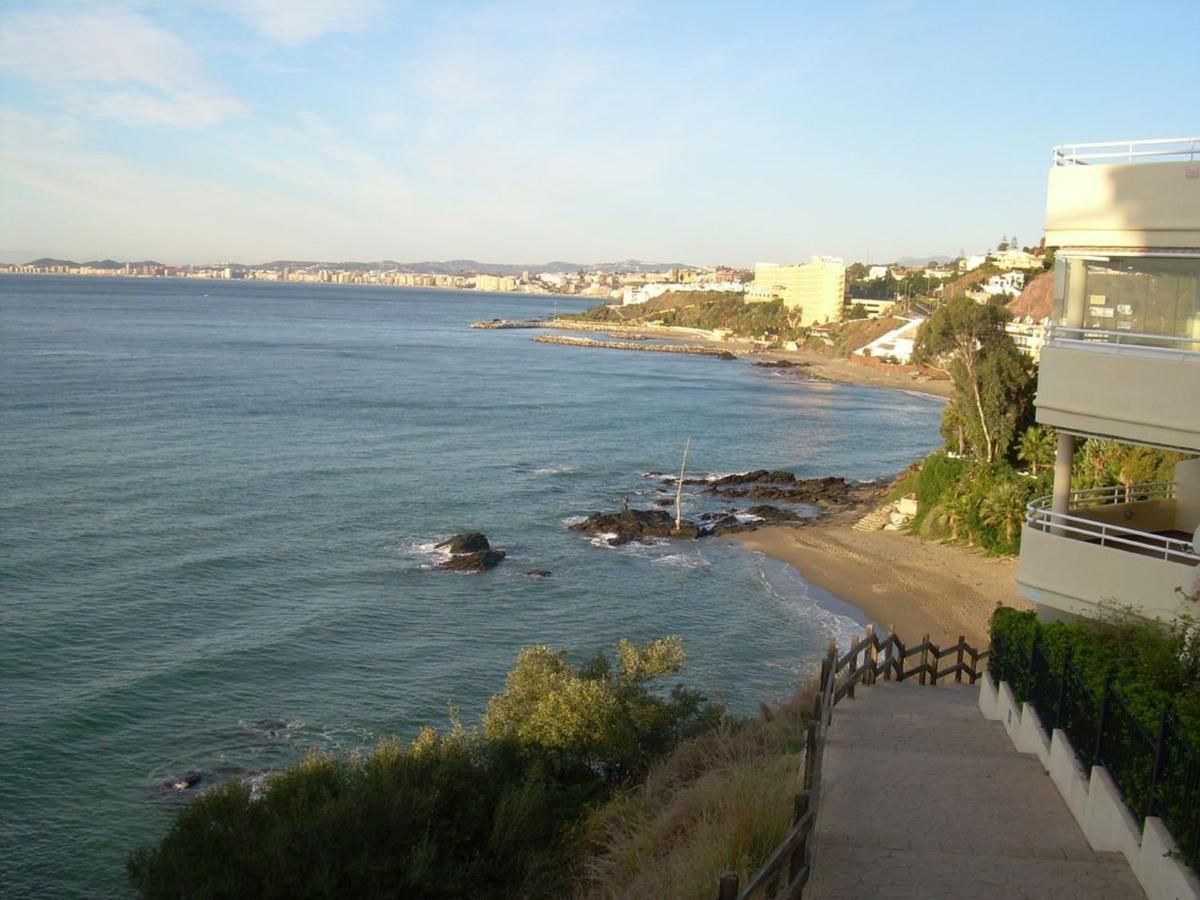 Holidays2Benalmadena Torrequebrada Sea View Front Beach With Pool Parking & Terraces Dış mekan fotoğraf