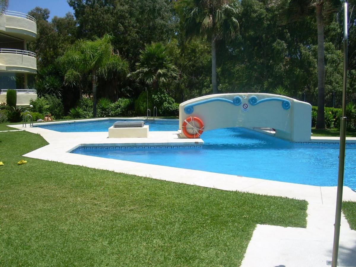 Holidays2Benalmadena Torrequebrada Sea View Front Beach With Pool Parking & Terraces Dış mekan fotoğraf