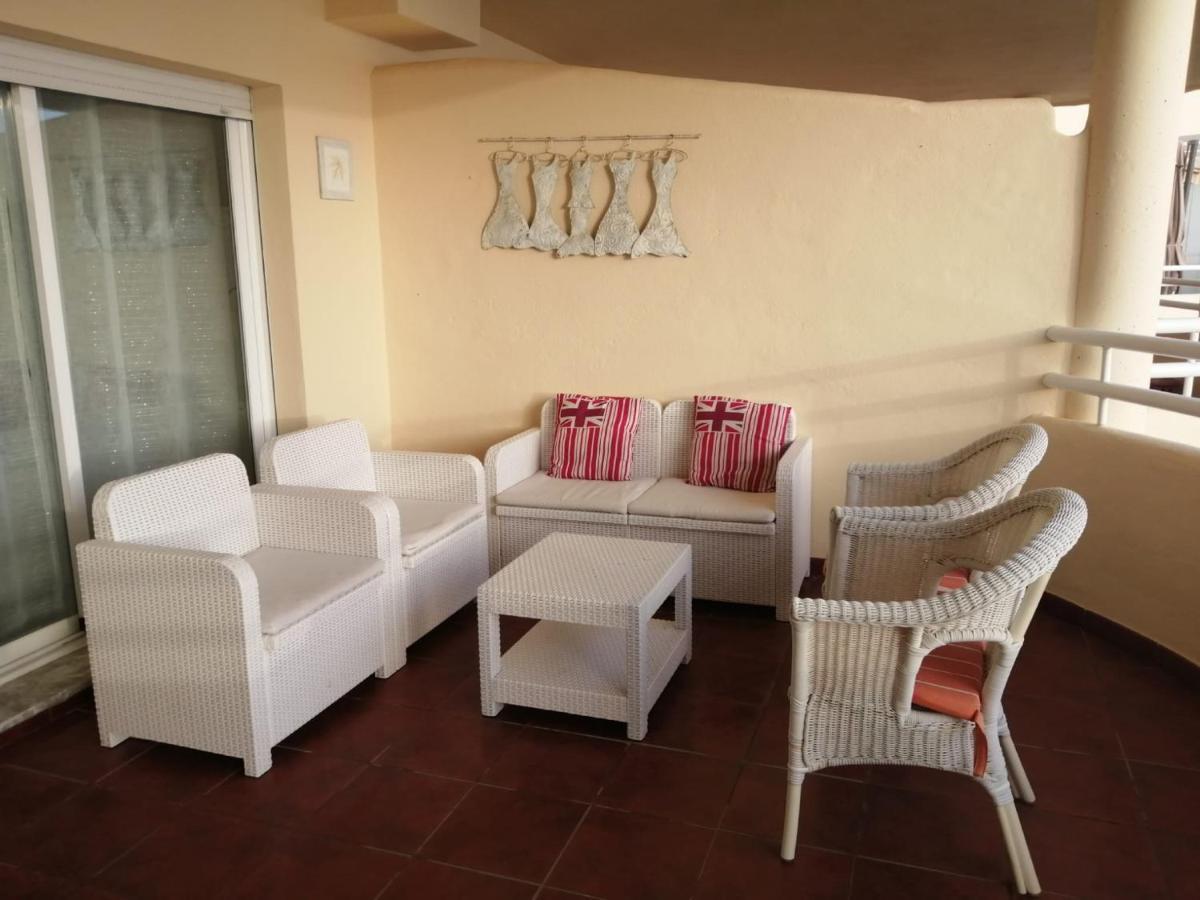 Holidays2Benalmadena Torrequebrada Sea View Front Beach With Pool Parking & Terraces Dış mekan fotoğraf