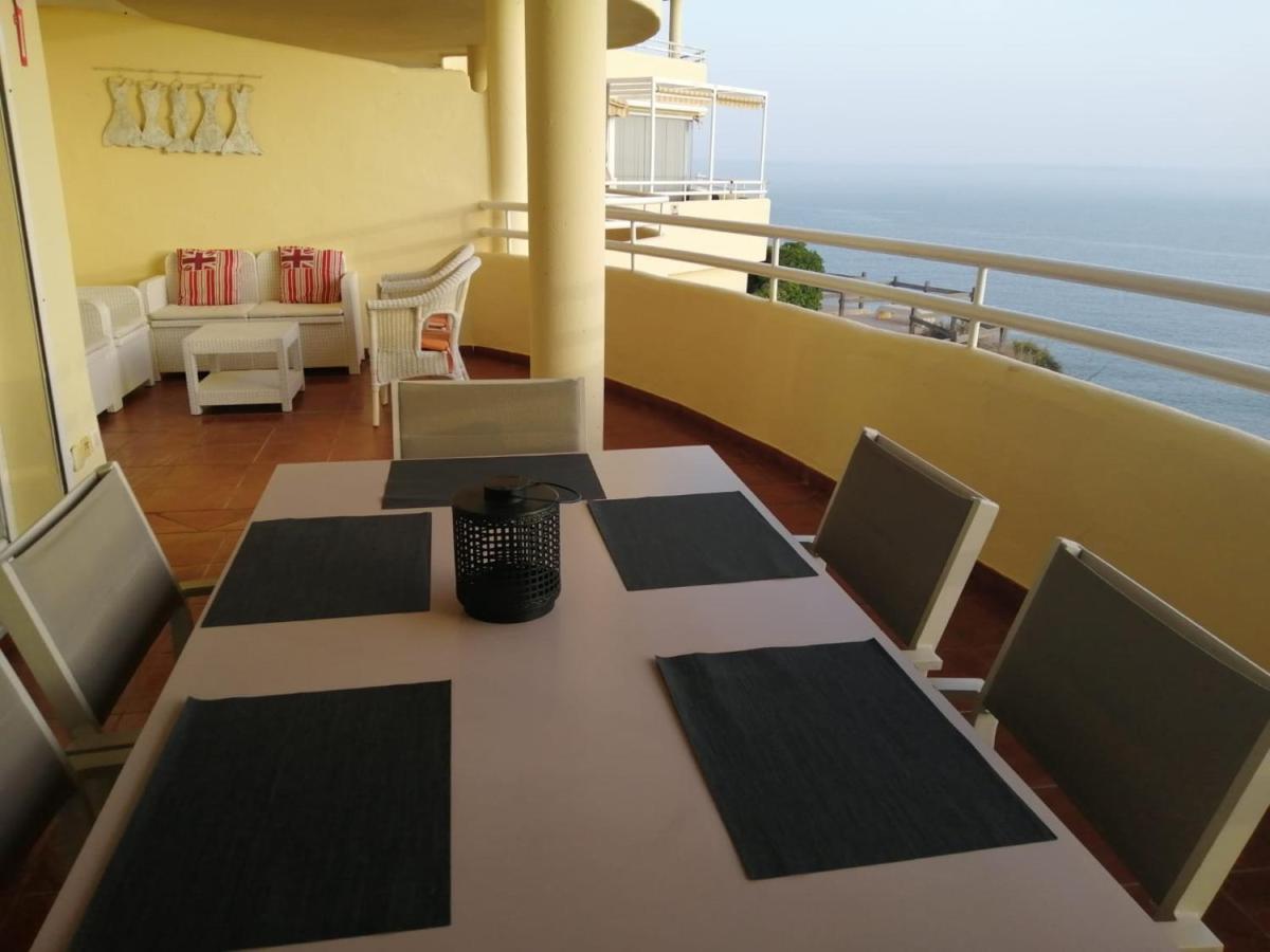 Holidays2Benalmadena Torrequebrada Sea View Front Beach With Pool Parking & Terraces Dış mekan fotoğraf