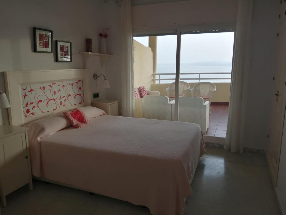 Holidays2Benalmadena Torrequebrada Sea View Front Beach With Pool Parking & Terraces Dış mekan fotoğraf